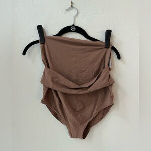 🤎SKIMS FITS EVERYBODY MATERNITY HIGH WAISTED BANDED BRIEF JASPER L